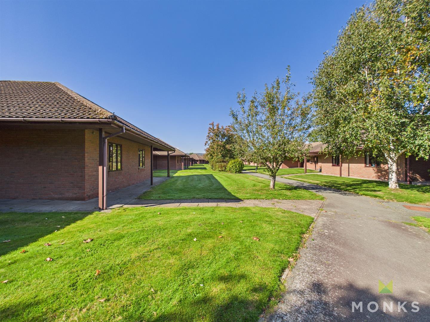 41 Meadowbrook Court Twmpath Lane, Oswestry, SY10 7HD For Sale